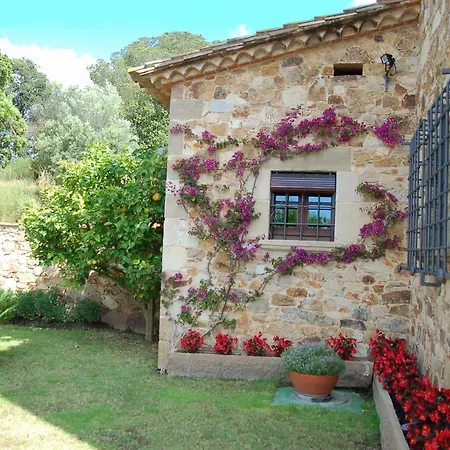Petit Costabravasi Villa *