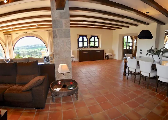 Villa Petit Costabravasi *
